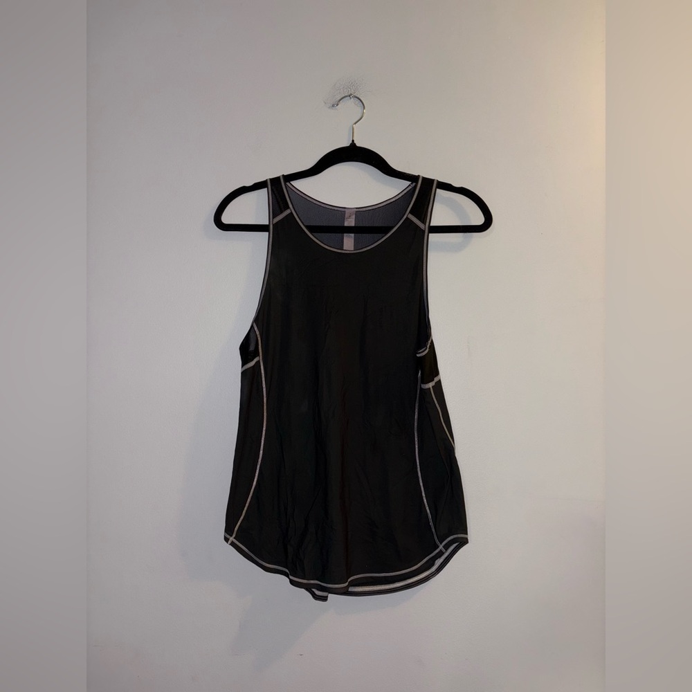 Lululemon • TankTop